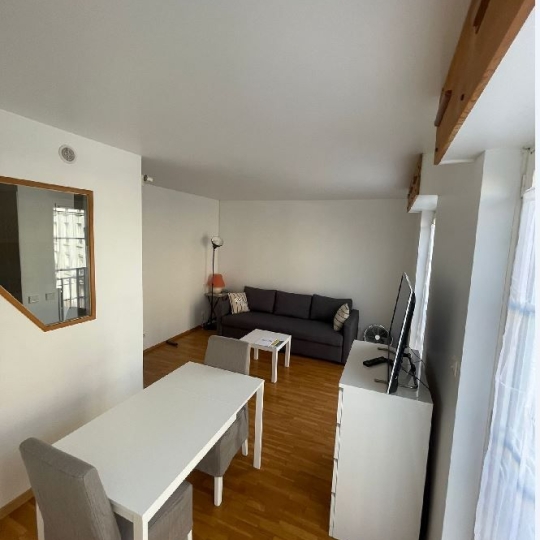  Annonces CRETEIL : Apartment | CHARENTON-LE-PONT (94220) | 27 m2 | 1 050 € 