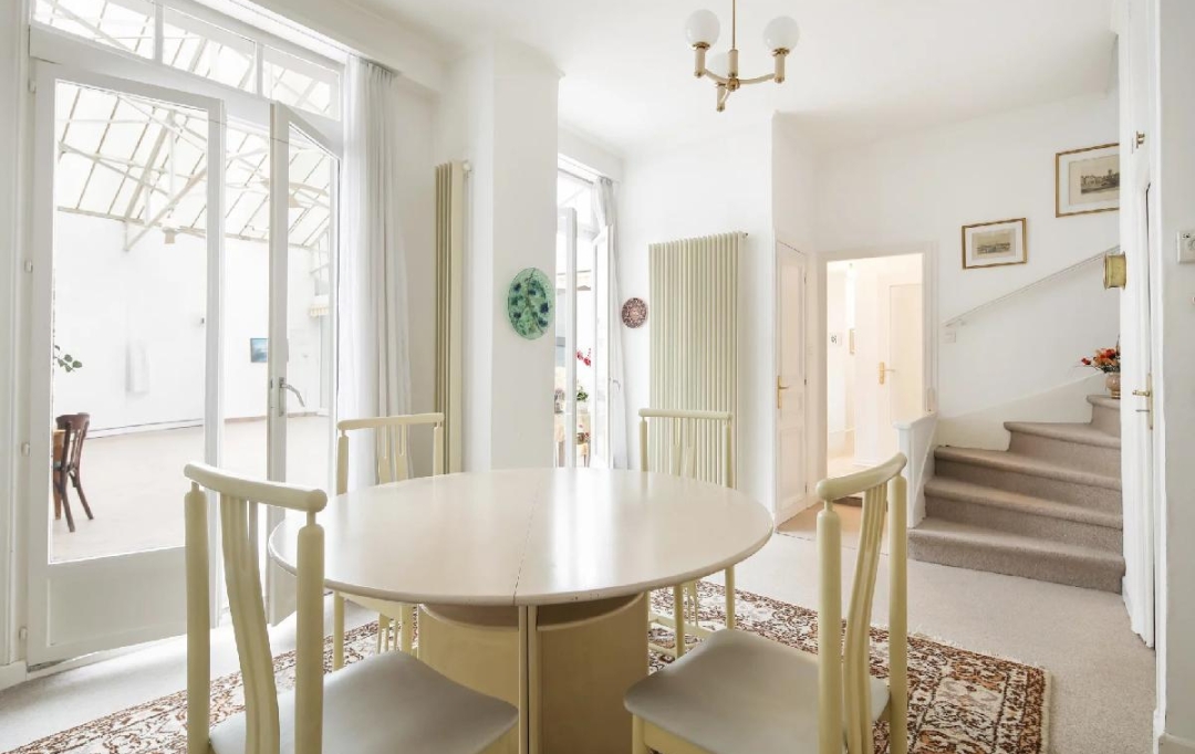 Annonces CRETEIL : Maison / Villa | PARIS (75014) | 245 m2 | 2 850 000 € 