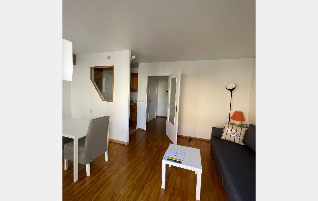 Annonces CRETEIL : Apartment | CHARENTON-LE-PONT (94220) | 27 m2 | 1 050 € 