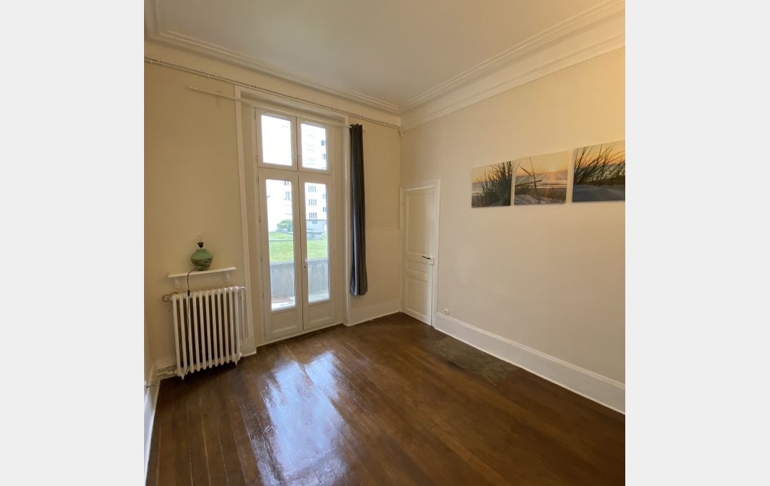 Annonces CRETEIL : Appartement | CHARENTON-LE-PONT (94220) | 30 m2 | 1 150 € 